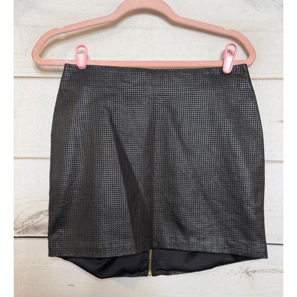 All Things Golden Skirt NWT Size MED Leather Zip Back MSRP $249 - Picture 1 of 3